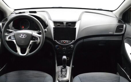 Hyundai Solaris II рестайлинг, 2015 год, 798 000 рублей, 14 фотография