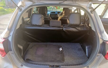 Toyota Vitz, 2019 год, 1 269 999 рублей, 6 фотография