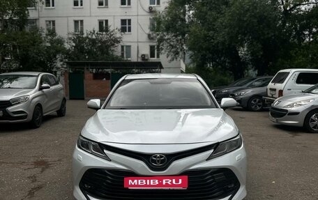 Toyota Camry, 2020 год, 2 285 500 рублей, 8 фотография