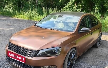 Volkswagen Passat B7, 2011 год, 998 000 рублей, 2 фотография