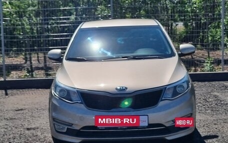 KIA Rio III рестайлинг, 2015 год, 950 000 рублей, 2 фотография