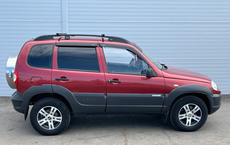 Chevrolet Niva I рестайлинг, 2011 год, 501 000 рублей, 4 фотография
