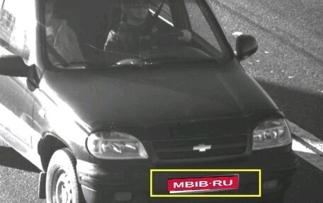 Chevrolet Niva I рестайлинг, 2003 год, 300 000 рублей, 1 фотография