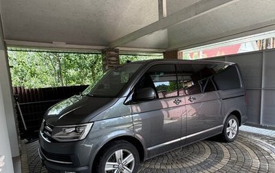 Volkswagen Multivan T6 рестайлинг, 2019 год, 4 100 000 рублей, 1 фотография