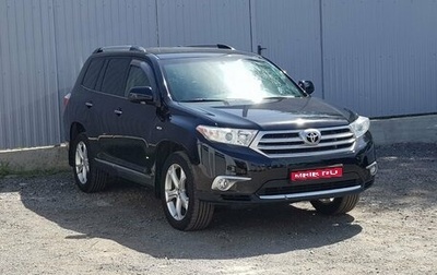 Toyota Highlander III, 2013 год, 2 199 000 рублей, 1 фотография