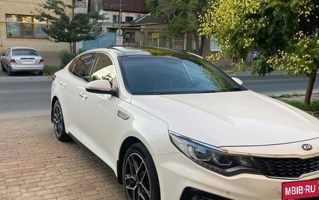 KIA Optima IV, 2019 год, 1 950 000 рублей, 2 фотография