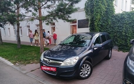 Opel Astra H, 2011 год, 740 000 рублей, 4 фотография