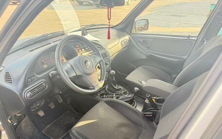 Chevrolet Niva I рестайлинг, 2017 год, 655 000 рублей, 5 фотография