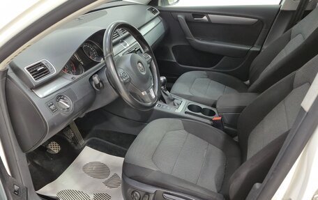 Volkswagen Passat B7, 2011 год, 1 050 000 рублей, 10 фотография