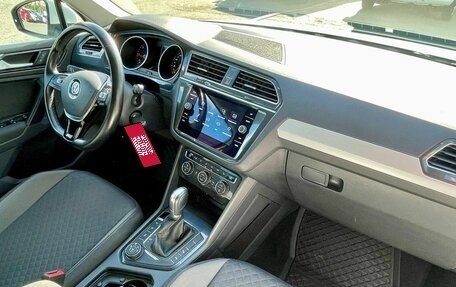 Volkswagen Tiguan II, 2017 год, 2 492 111 рублей, 10 фотография
