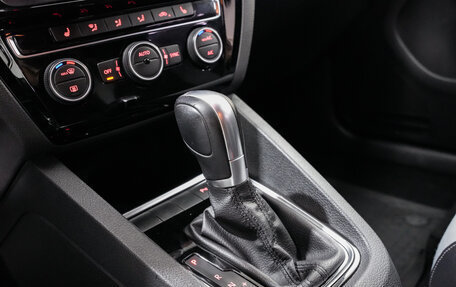 Volkswagen Jetta VI, 2015 год, 1 350 000 рублей, 15 фотография