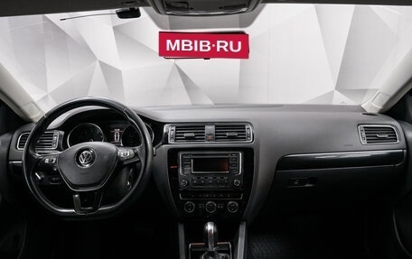Volkswagen Jetta VI, 2015 год, 1 350 000 рублей, 10 фотография