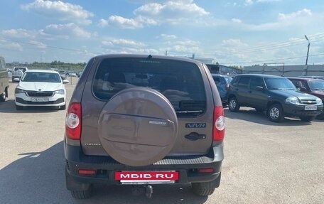 Chevrolet Niva I рестайлинг, 2018 год, 720 000 рублей, 3 фотография