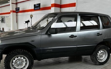 Chevrolet Niva I рестайлинг, 2005 год, 199 000 рублей, 8 фотография