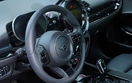 MINI Clubman, 2022 год, 2 840 000 рублей, 9 фотография