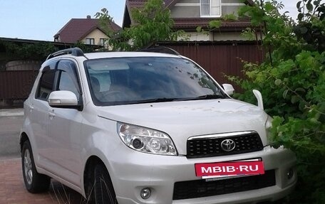 Toyota Rush II, 2010 год, 1 100 000 рублей, 3 фотография
