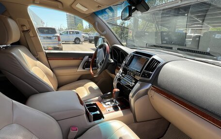 Toyota Land Cruiser 200, 2012 год, 3 850 000 рублей, 3 фотография
