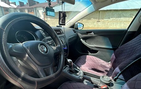 Volkswagen Jetta VI, 2015 год, 1 028 000 рублей, 2 фотография