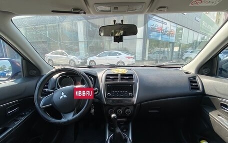 Mitsubishi ASX I рестайлинг, 2013 год, 850 000 рублей, 9 фотография