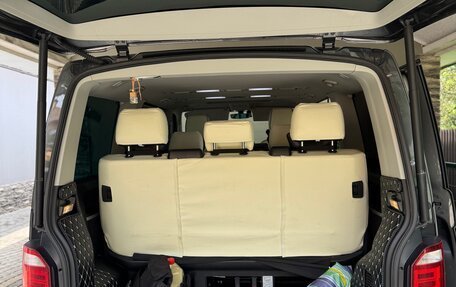Volkswagen Multivan T6 рестайлинг, 2019 год, 4 100 000 рублей, 5 фотография