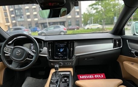 Volvo S90 II рестайлинг, 2019 год, 2 700 000 рублей, 16 фотография