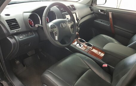 Toyota Highlander III, 2013 год, 2 199 000 рублей, 6 фотография