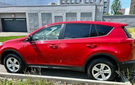 Toyota RAV4, 2013 год, 2 300 000 рублей, 2 фотография