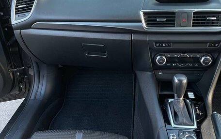 Mazda Axela, 2016 год, 1 550 000 рублей, 14 фотография