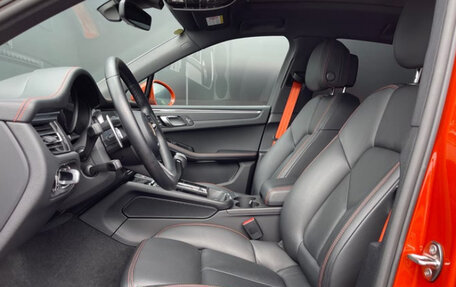 Porsche Macan I рестайлинг, 2022 год, 4 230 000 рублей, 6 фотография
