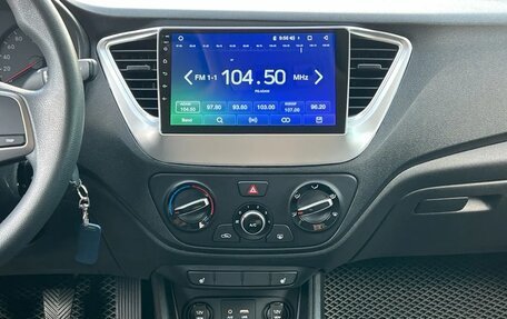 Hyundai Solaris II рестайлинг, 2018 год, 1 270 000 рублей, 11 фотография