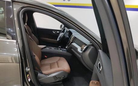 Volvo XC60 II, 2022 год, 3 050 000 рублей, 10 фотография