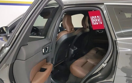 Volvo XC60 II, 2022 год, 3 050 000 рублей, 11 фотография
