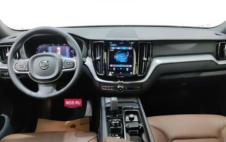 Volvo XC60 II, 2022 год, 3 050 000 рублей, 6 фотография