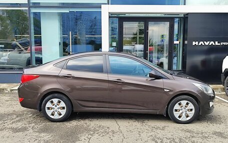 Hyundai Solaris II рестайлинг, 2015 год, 899 000 рублей, 4 фотография