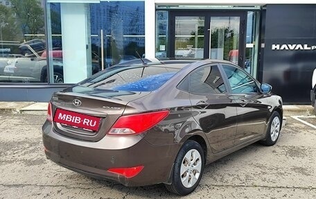 Hyundai Solaris II рестайлинг, 2015 год, 899 000 рублей, 5 фотография