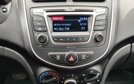 Hyundai Solaris II рестайлинг, 2015 год, 899 000 рублей, 15 фотография