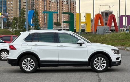 Volkswagen Tiguan II, 2018 год, 2 120 000 рублей, 8 фотография