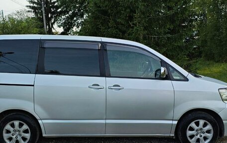 Toyota Noah III, 2002 год, 730 000 рублей, 5 фотография