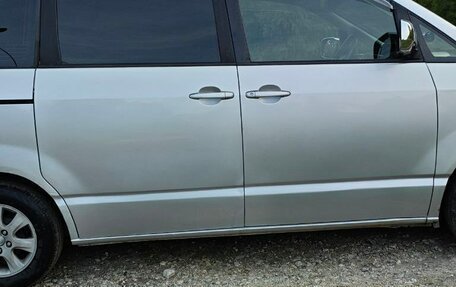Toyota Noah III, 2002 год, 730 000 рублей, 2 фотография