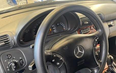 Mercedes-Benz C-Класс, 2004 год, 430 000 рублей, 5 фотография