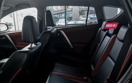 Toyota RAV4, 2013 год, 1 900 000 рублей, 13 фотография