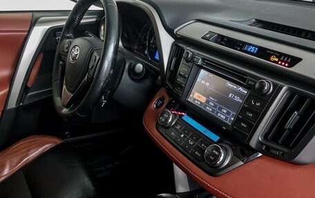 Toyota RAV4, 2013 год, 1 900 000 рублей, 19 фотография