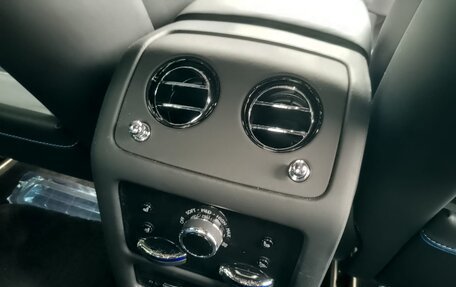 Rolls-Royce Ghost Series II рестайлинг, 2022 год, 52 000 000 рублей, 30 фотография