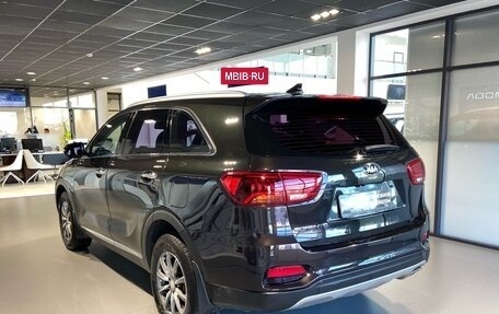 KIA Sorento III Prime рестайлинг, 2018 год, 2 150 000 рублей, 5 фотография