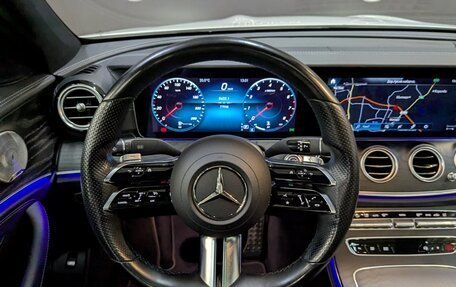 Mercedes-Benz E-Класс, 2022 год, 4 995 000 рублей, 17 фотография
