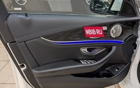 Mercedes-Benz E-Класс, 2022 год, 4 995 000 рублей, 12 фотография