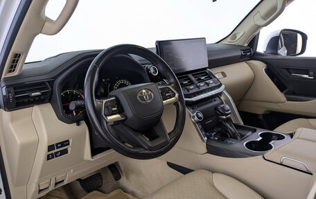 Toyota Land Cruiser, 2021 год, 10 300 000 рублей, 16 фотография
