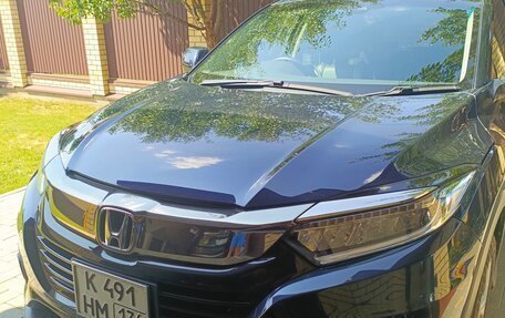 Honda Vezel, 2019 год, 2 050 000 рублей, 2 фотография