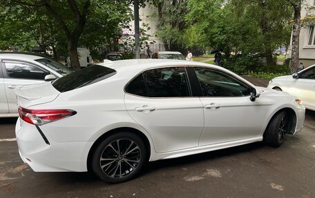 Toyota Camry, 2020 год, 2 590 000 рублей, 3 фотография