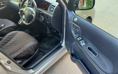 Toyota Corolla Spacio II, 2003 год, 699 000 рублей, 28 фотография